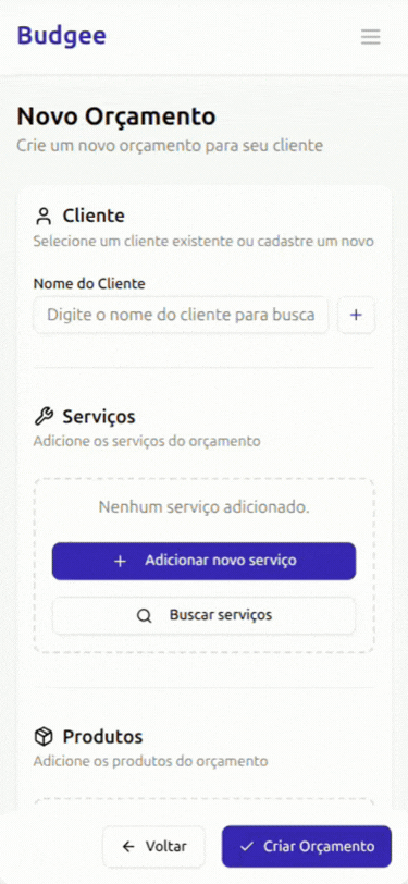 Profissional conferindo orçamento no celular